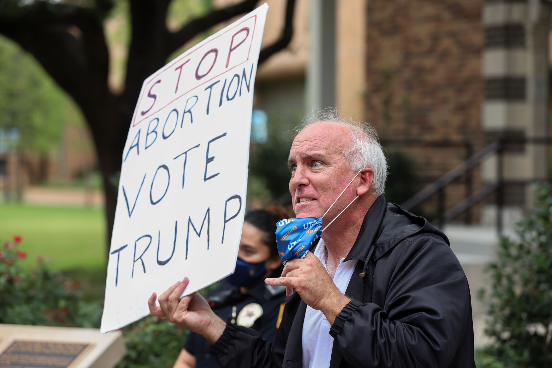 Photos: UTA students stage counterprotest against anti-abortionist on campus
